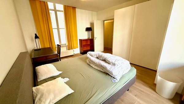Medium property photo - Westeinde, 2512 GS Den Haag